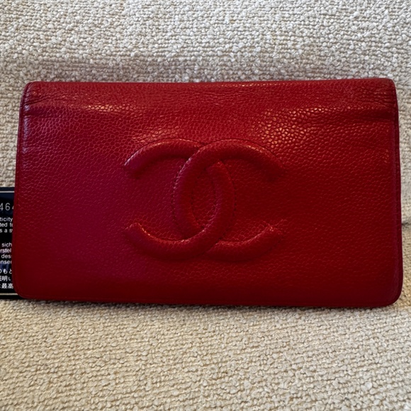 CHANEL CAVIAR WALLET - Picture 3 of 16